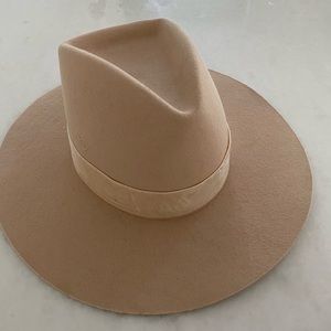 Women's Benson Tri Beige Tall Triangle Crown Fedora